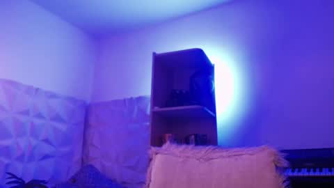 Snapshot of sanders_white chatting on 11.02.25 Sanders online show from 11.02.25