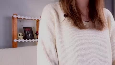 Isabel but you can call me Bella online show from 11.03.25