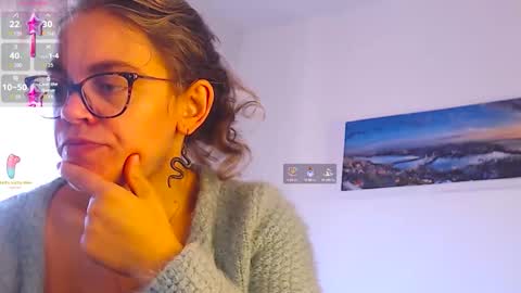 Snapshot of sandra10031989 chatting on 10.08.25 Sandra online show from 10.08.25