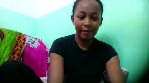 sandra1253099 online show from 12.18.25