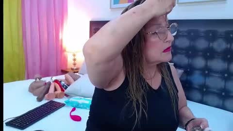 SANDRA online show from 04.08.26