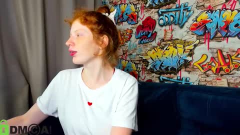 Snapshot of sandra__wilson chatting on 09.19.25 Sandra online show from 09.19.25