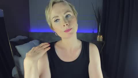 Sandra online show from 01.27.25