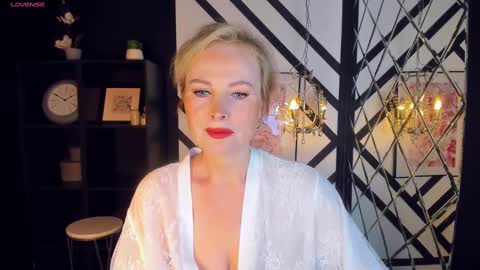 Sandra online show from 02.09.25
