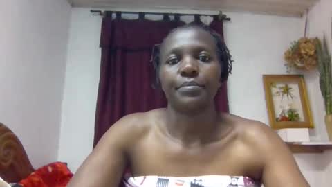 Snapshot of sandra_milly chatting on 05.11.26 sandra online show from 05.11.26