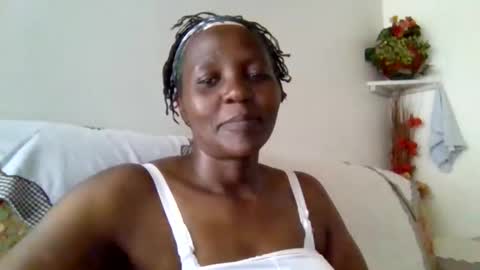 Snapshot of sandra_milly chatting on 06.06.26 sandra online show from 06.06.26