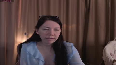 Snapshot of sandra_rosss chatting on 05.20.26 Sandra online show from 05.20.26