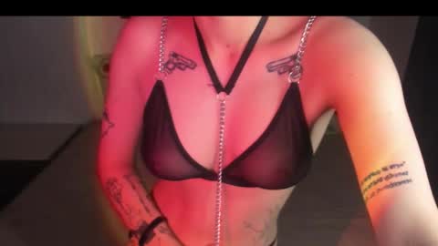 sandraa_a online show from 10.01.25