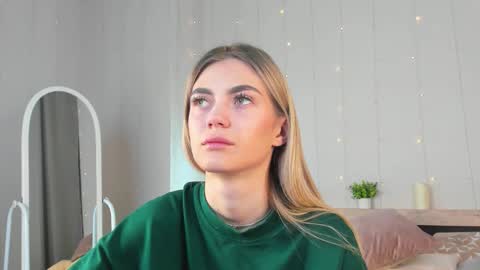 Snapshot of sandraa_anderson chatting on 10.19.25 sandraa_anderson online show from 10.19.25