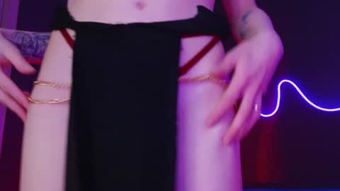 Sandy  online show from 01.26.25