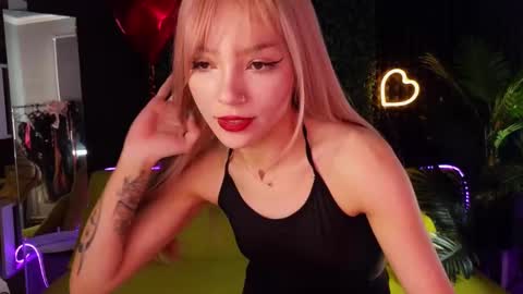 Sandy  online show from 03.02.25