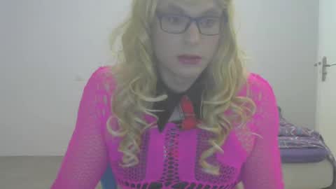 Snapshot of sandraclara chatting on 03.08.25 sandraclara online show from 03.08.25