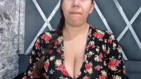 sandraclarkx69 online show from 02.05.25