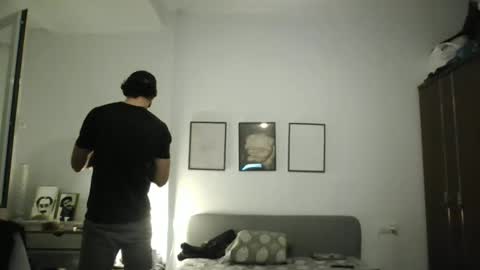 sandro online show from 01.12.26