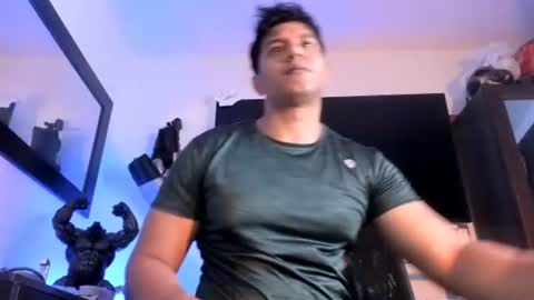 Snapshot of sandrolatino chatting on 07.02.26 sandrolatino online show from 07.02.26