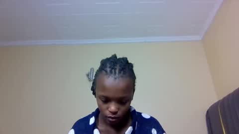 sandy online show from 10.12.25