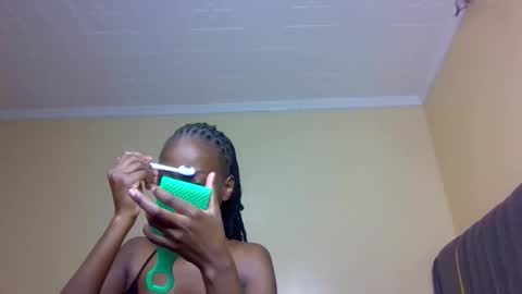 sandy online show from 11.03.25