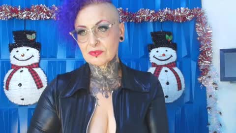 Sandy Rose online show from 12.03.24