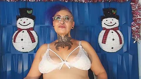 Sandy Rose online show from 12.09.24