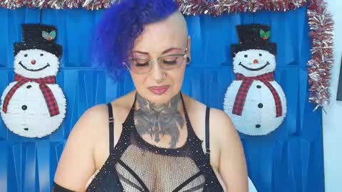 Sandy Rose online show from 12.30.24