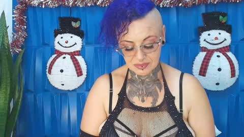 Sandy Rose online show from 12.30.24