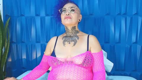 Sandy Rose online show from 01.01.25