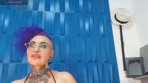 Sandy Rose online show from 01.30.25