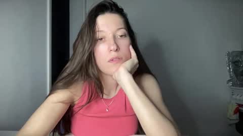 Snapshot of sandysun_shine chatting on 12.21.25 Sandy online show from 12.21.25