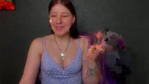 Snapshot of sannyflower chatting on 02.08.25 karina online show from 02.08.25