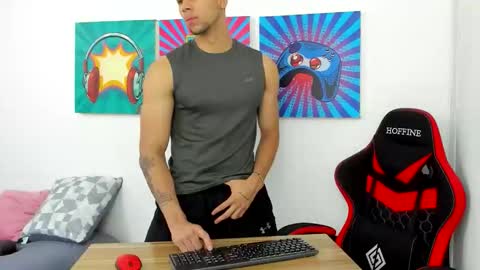 Maximo Santana online show from 03.31.26