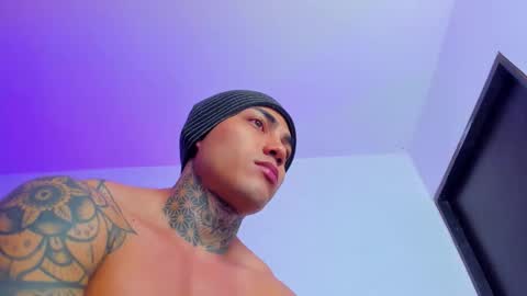 Snapshot of santi__ferrer chatting on 10.06.25 Santi Ferrer online show from 10.06.25