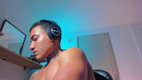 Santi Ferrer online show from 03.15.26