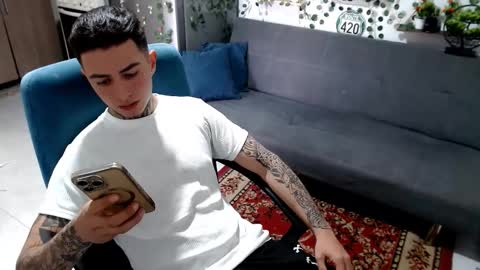 Snapshot of santi_ss chatting on 02.13.26 santi_ss online show from 02.13.26