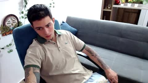 Snapshot of santi_ss chatting on 04.06.26 santi_ss online show from 04.06.26