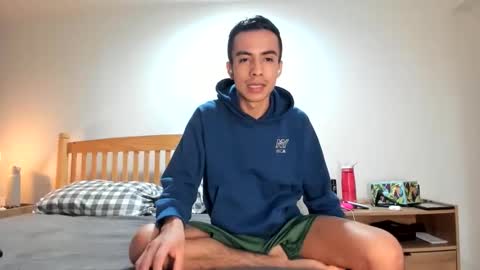 Snapshot of santiago0ne chatting on 11.08.25 santiago0ne online show from 11.08.25