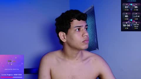 Snapshot of santiago_foxx chatting on 02.17.26 santi online show from 02.17.26