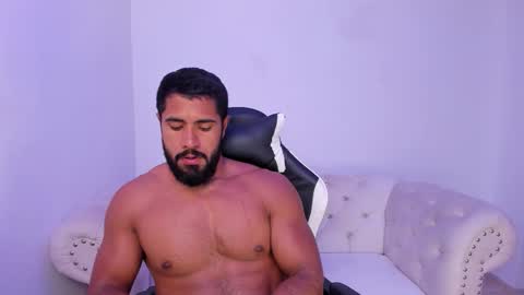 santiago_huntt online show from 10.14.25