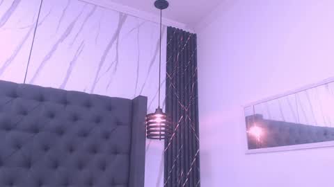 Santiiiiii  online show from 04.15.26