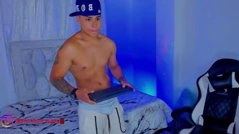 Santi Reyes online show from 01.13.26