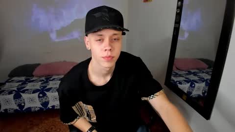 Julius Novachrono  online show from 02.20.26