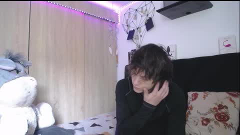 Santii online show from 03.31.26