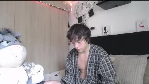 Santii online show from 04.16.26