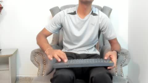 Santino Cruz online show from 12.04.24