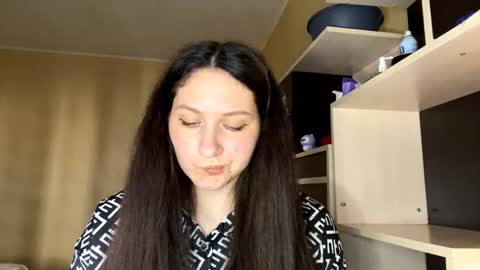 Anna online show from 10.05.25