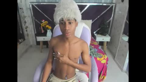 santy online show from 11.19.25