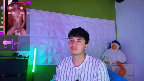 Santyago online show from 10.03.25