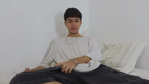 santybig18 online show from 12.17.24