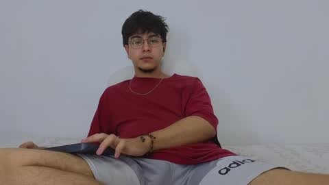 santybig18 online show from 02.04.25