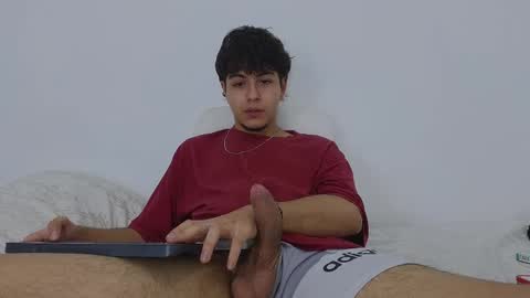 santybig18 online show from 02.21.25