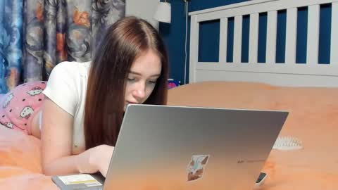 santythousand online show from 12.21.25